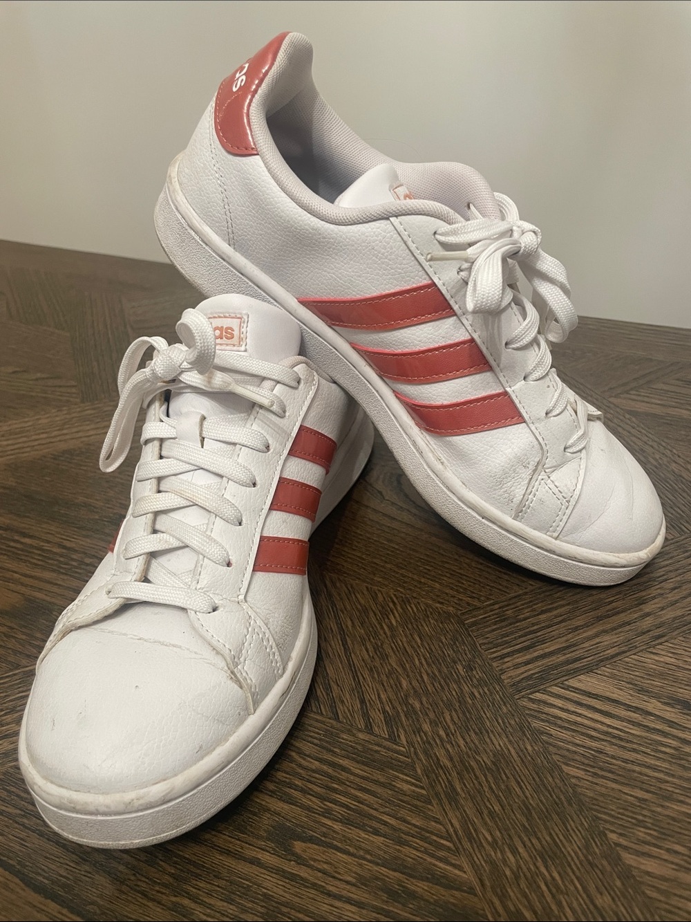 adidas Women’s White cloud foam Sneakers with Pink Three Stripes - 9